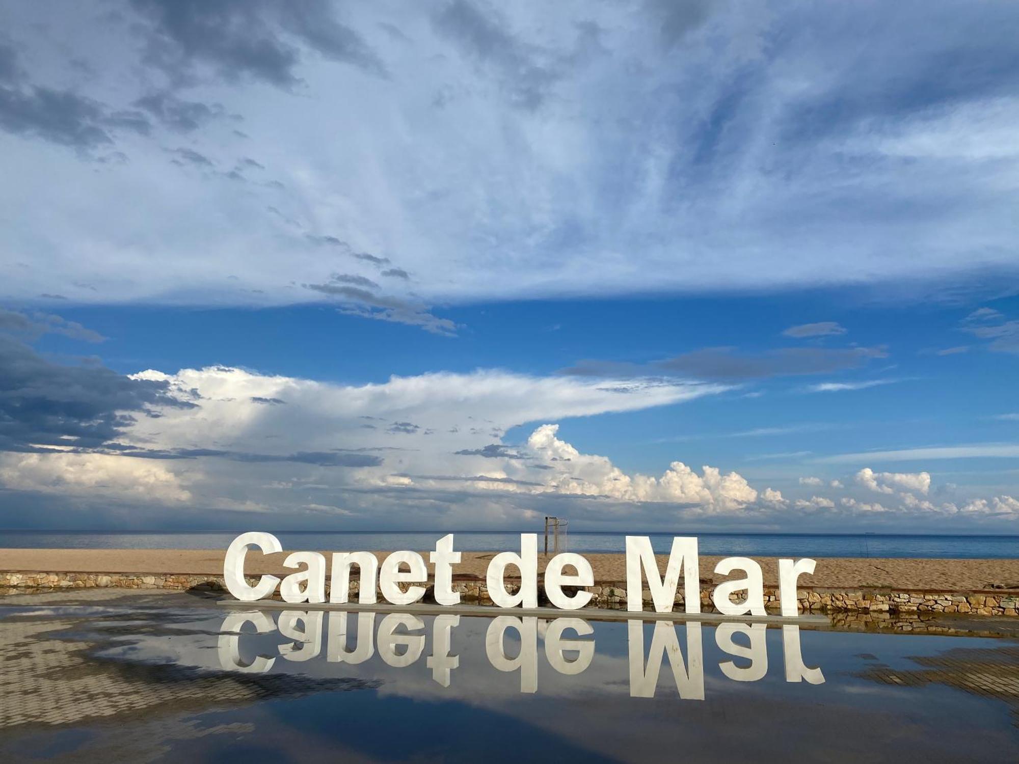 Apartamento Frente Al Mar Canet De Mar Luaran gambar