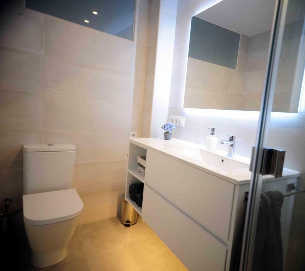 Apartamento Frente Al Mar Canet De Mar Luaran gambar